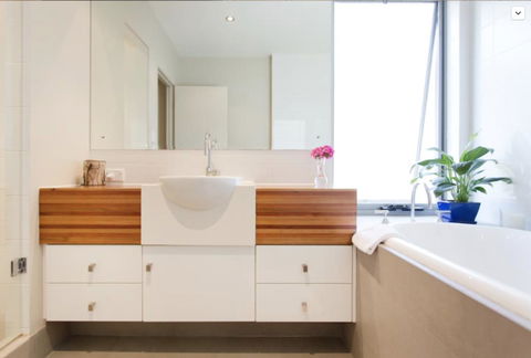 Adele's Luxury South Beach Apartment With King Bed - Accommodation Cairns 15