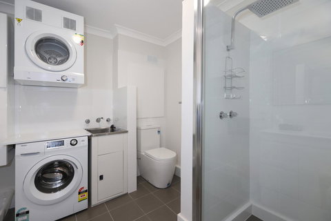 West Beach Lagoon 218 - Outstanding Value! - Accommodation Cairns 10