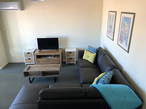 West Beach Lagoon 114 â€“ Ocean Views - Accommodation Cairns 2