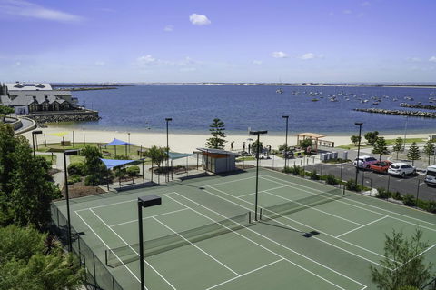 Luxury Suite Bunbury - Accommodation Cairns 1