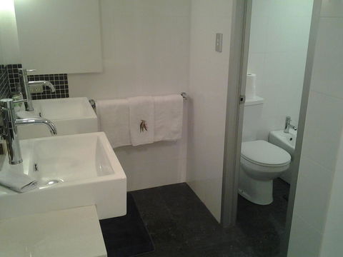 New York On King - Accommodation Cairns 19