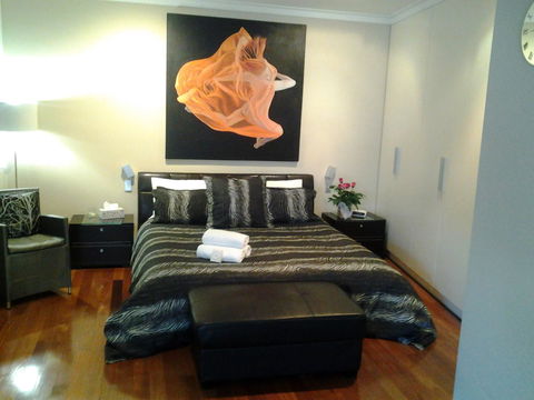 New York On King - Accommodation Cairns 23