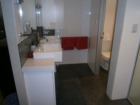 New York On King - Accommodation Cairns 41