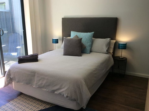 Como Retreat - Two Bedroom Villa - Accommodation Cairns 7