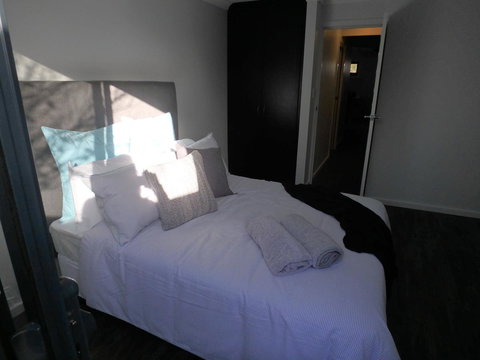 Como Retreat - Two Bedroom Villa - Accommodation Cairns 23