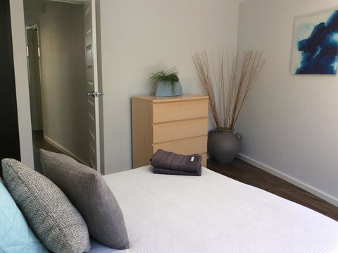 Como Retreat - Two Bedroom Villa - Accommodation Cairns 8