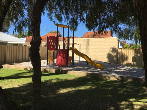Geographe Bay Apartment - Accommodation Cairns 8
