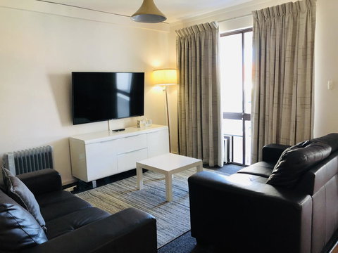 West Beach Lagoon 107 - Great Value - Accommodation Cairns 6