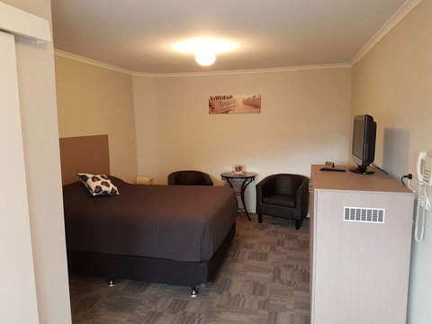 Mandurah Foreshore Motel - Accommodation Cairns 8