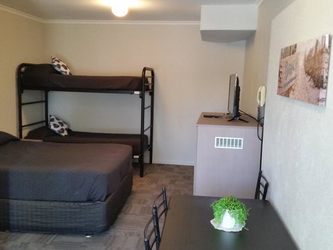 Mandurah Foreshore Motel - Accommodation Cairns 12