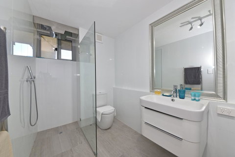 Cottesloe Apartment Close To Beach - Accommodation Cairns 12