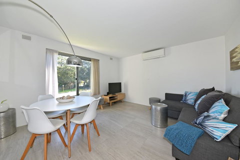 Cottesloe Apartment Close To Beach - Accommodation Cairns 17