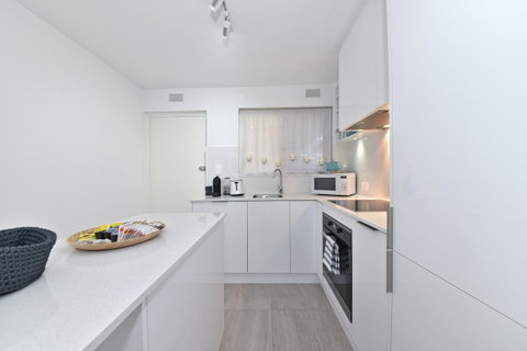 Cottesloe Apartment Close To Beach - Accommodation Cairns 3
