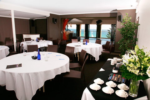 Cottesloe Beach Hotel - Accommodation Cairns 18