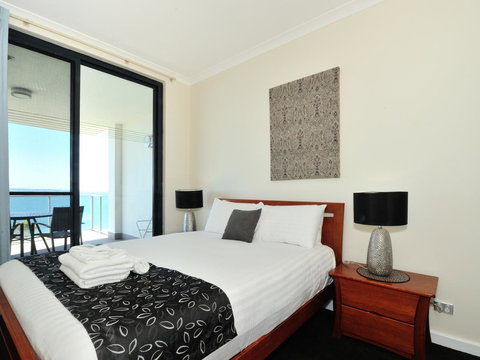Nautilus By Rockingham Apartments - Accommodation Cairns 10