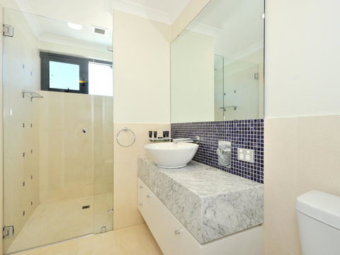 Nautilus By Rockingham Apartments - Accommodation Cairns 11