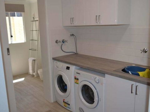 Caravel Beach House Mandurah - Accommodation Cairns 33