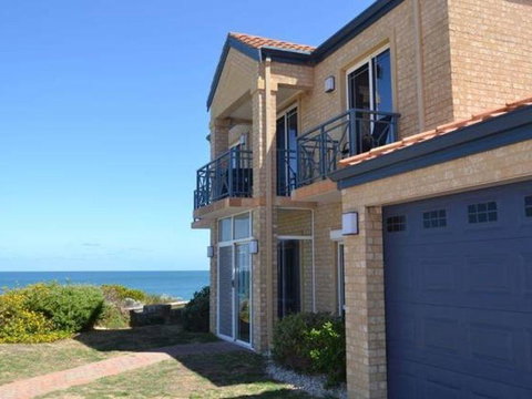 Caravel Beach House Mandurah - Accommodation Cairns 28