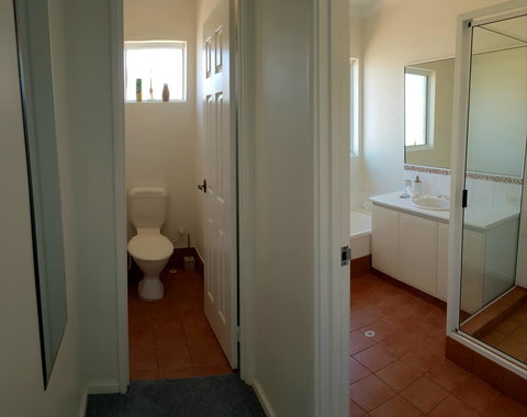 Caravel Beach House Mandurah - Accommodation Cairns 10