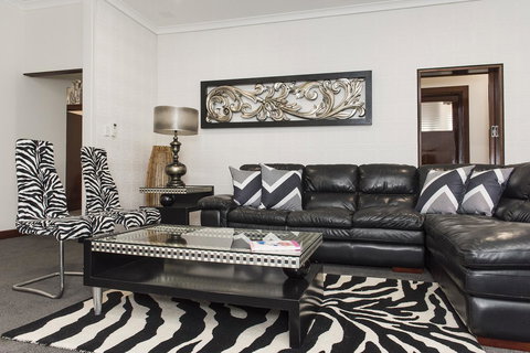 Big House Heated Pool 11 Beds Como / South Perth / Applecross - Accommodation Cairns 7