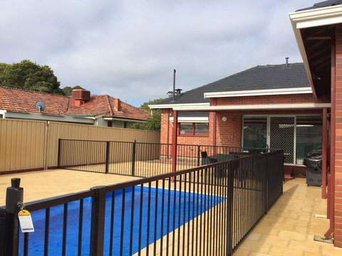 Big House Heated Pool 11 Beds Como / South Perth / Applecross - Accommodation Cairns 0
