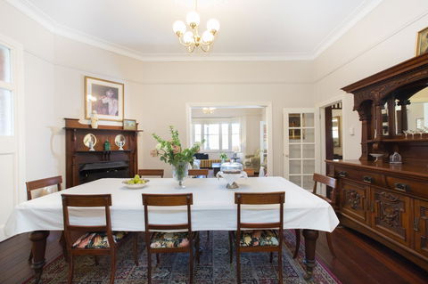 Historic Oakhill House Entire Estate - Accommodation Cairns 14