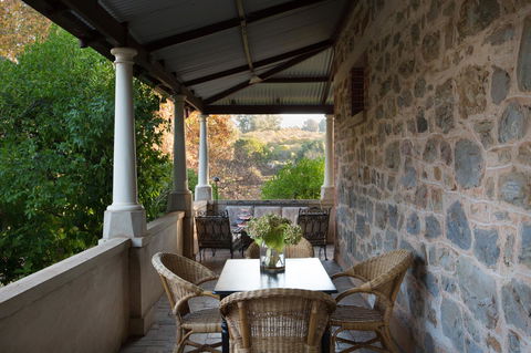 Historic Oakhill House Entire Estate - Accommodation Cairns 12
