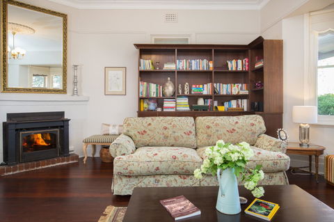 Historic Oakhill House Entire Estate - Accommodation Cairns 13