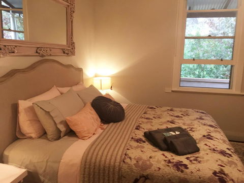 Historic Oakhill House Entire Estate - Accommodation Cairns 8