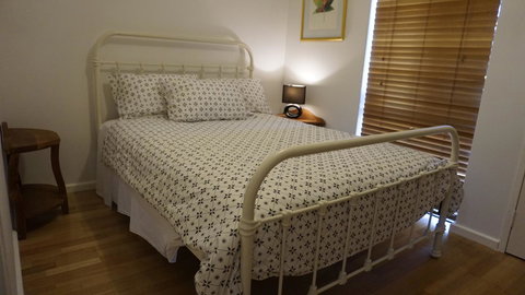 Relax, Bright & Airy Garden Villa - Accommodation Cairns 12