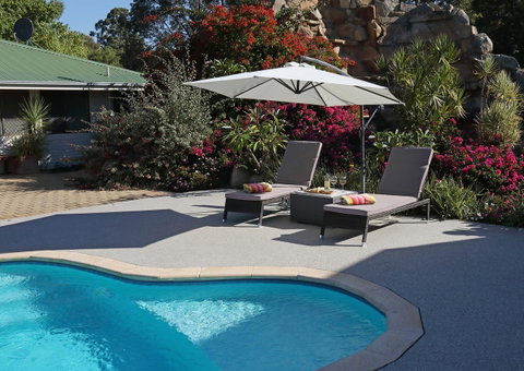 Nivalis Bed And Breakfast - Accommodation Cairns 1