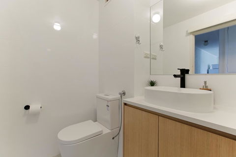 SEA BREEZE â€“ Between Cottesloe Beach & Swan River - Accommodation Cairns 3