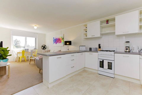 SEA BREEZE â€“ Between Cottesloe Beach & Swan River - Accommodation Cairns 7