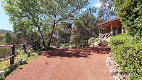 Eleebana Guest House - Accommodation Cairns 15