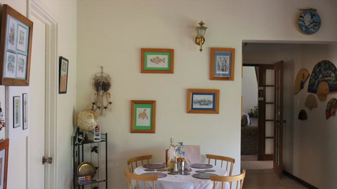 Eleebana Guest House - Accommodation Cairns 31