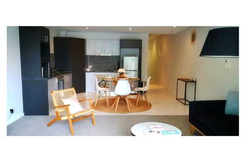 Stylish 1BDR Unit In The Heart Of Subiaco - Accommodation Cairns 6