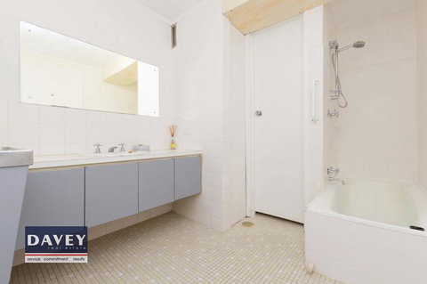 Apartment With A View - Accommodation Cairns 6
