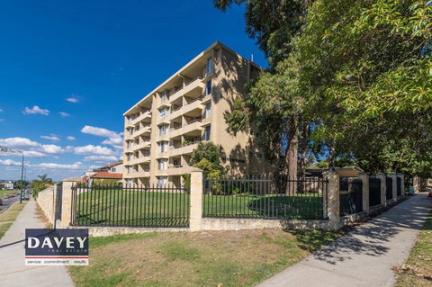 Apartment With A View - Accommodation Cairns 4