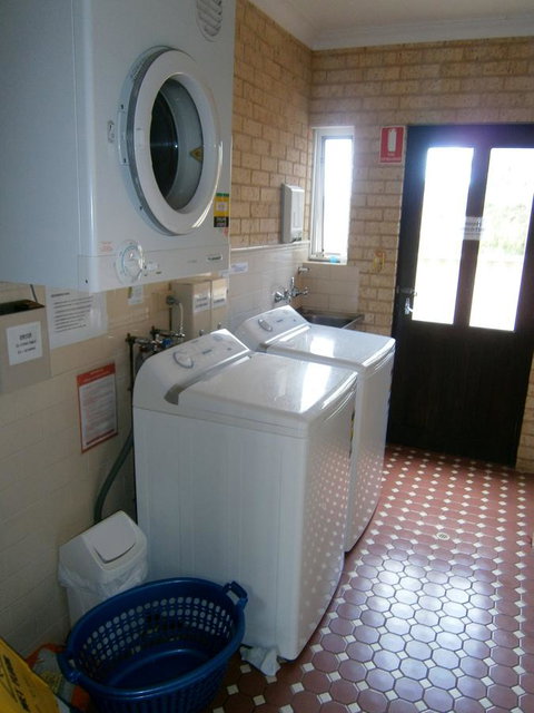 Baywatch Retreat Augusta - Accommodation Cairns 27