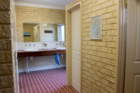 Baywatch Retreat Augusta - Accommodation Cairns 22