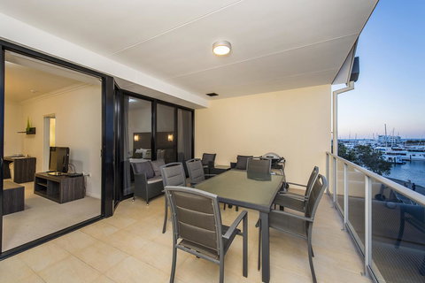 Dolphin Quay Apartments - Accommodation Cairns 24