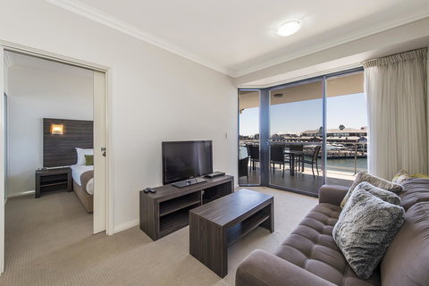 Dolphin Quay Apartments - Accommodation Cairns 31
