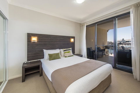 Dolphin Quay Apartments - Accommodation Cairns 30
