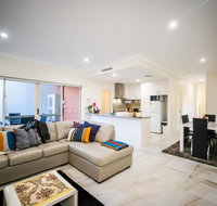 VIP Stays - Villa De Burswood Luxury 3BR Suite w/ King Bed FREE WIFI - Accommodation Cairns