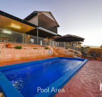 3 Kestrel Place - PRIVATE JETTY  POOL - Accommodation Cairns