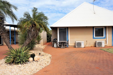 Osprey Holiday Village Unit 213 1 Bedroom - Accommodation Cairns 0