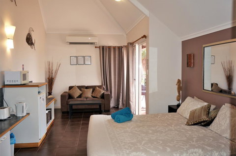 Osprey Holiday Village Unit 213 1 Bedroom - Accommodation Cairns 2