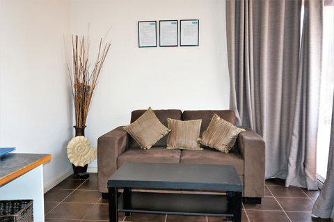 Osprey Holiday Village Unit 213 1 Bedroom - Accommodation Cairns 4