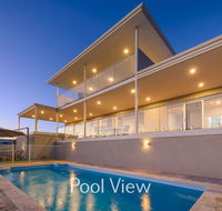32 Corella Court - Private Jetty and Pool - Accommodation Cairns