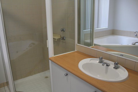 Mandurah Ocean Marina Chalets - Accommodation Cairns 25